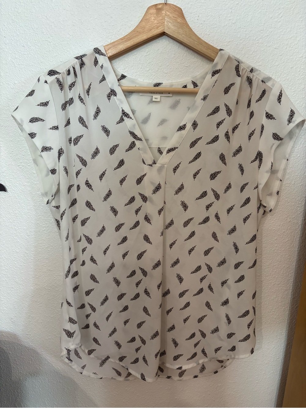 fun 2 fun White Semi-Sheer V-Neck Blouse with Black and Pink Feather Print